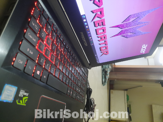 ACER PREDATOR HELIOS 300 Gaming Laptop